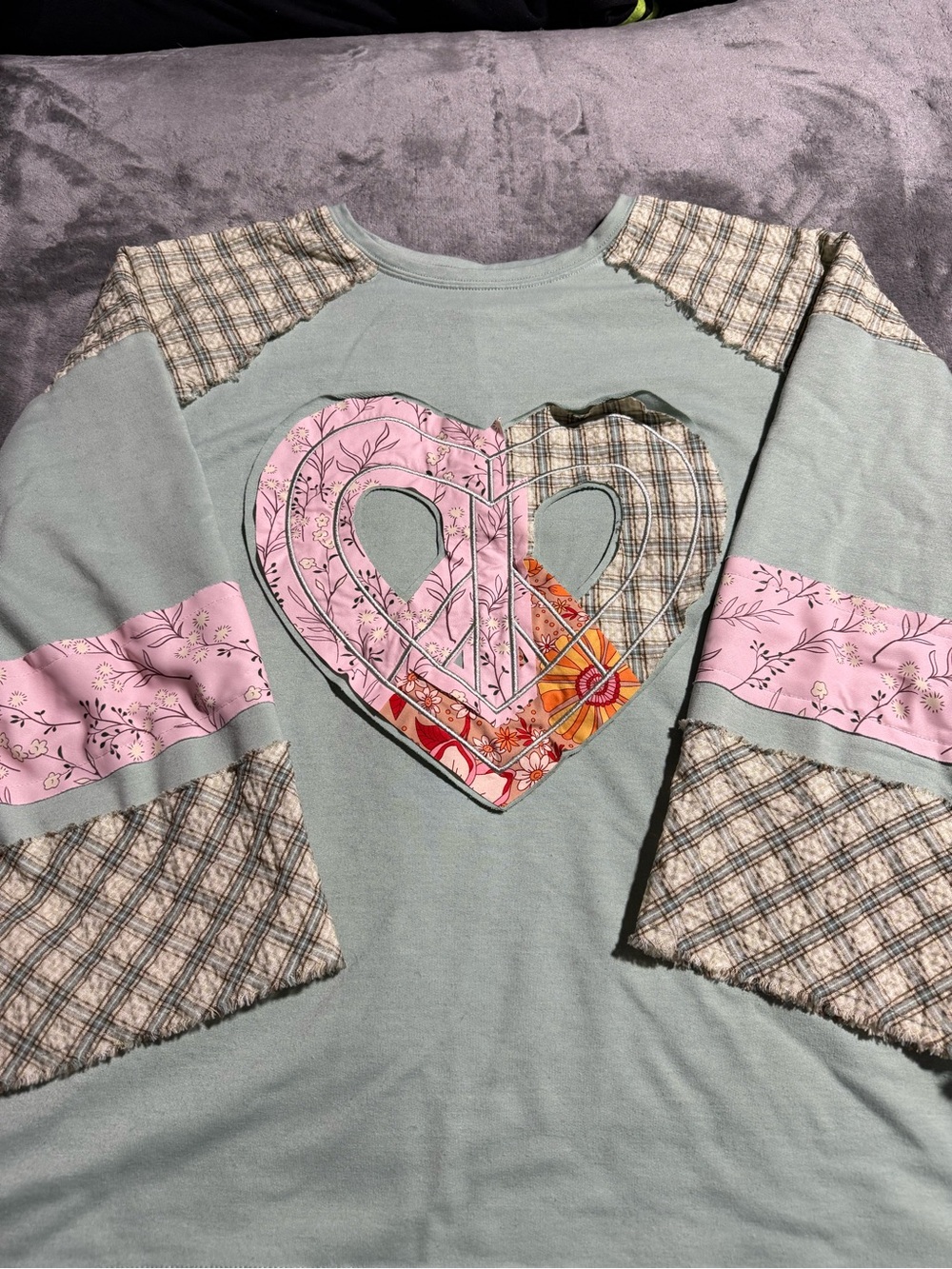 Girls' Mint Green Heart Patchwork Long Sleeve Top